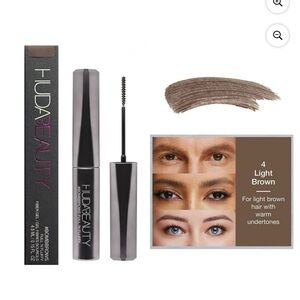 HUDA BEAUTY • Bomb brow light brown Enhancer fiber gel $19